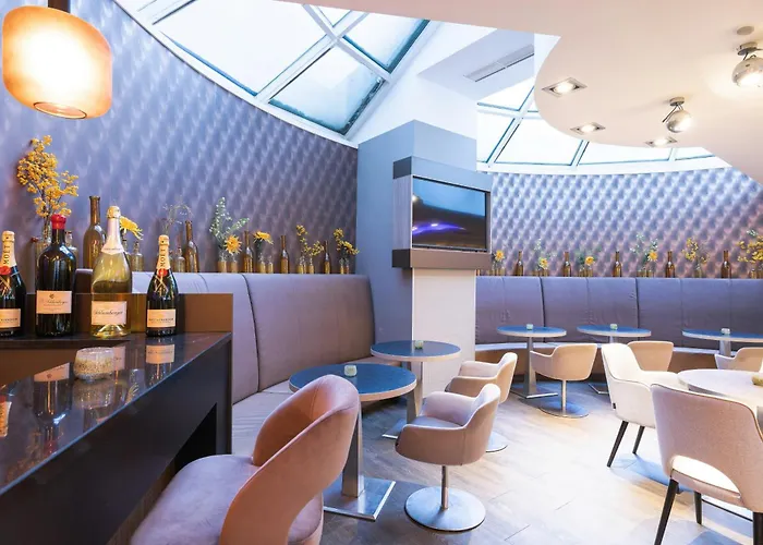 Leonardo Westbahnhof Hotel 4*