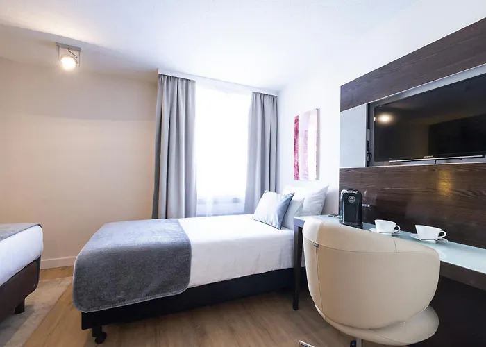 Leonardo Westbahnhof Hotel
