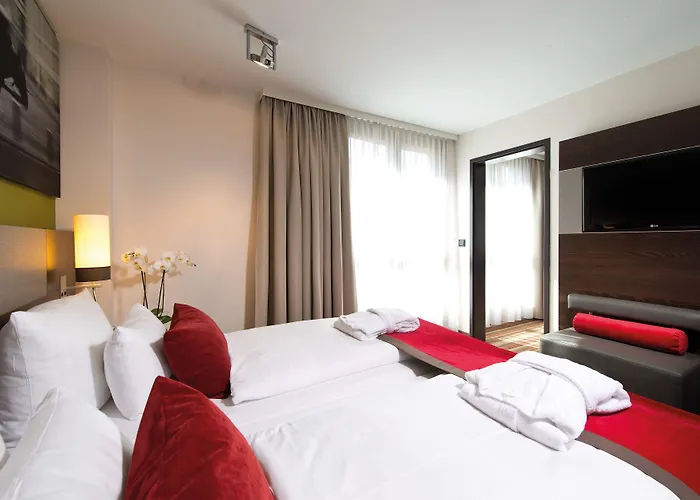 Leonardo Westbahnhof Hotel Wien