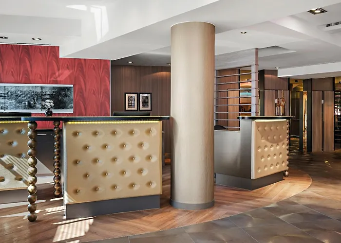 Leonardo Westbahnhof 4* Viena