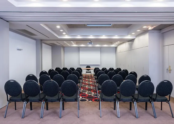 Hotel Leonardo Westbahnhof 4*